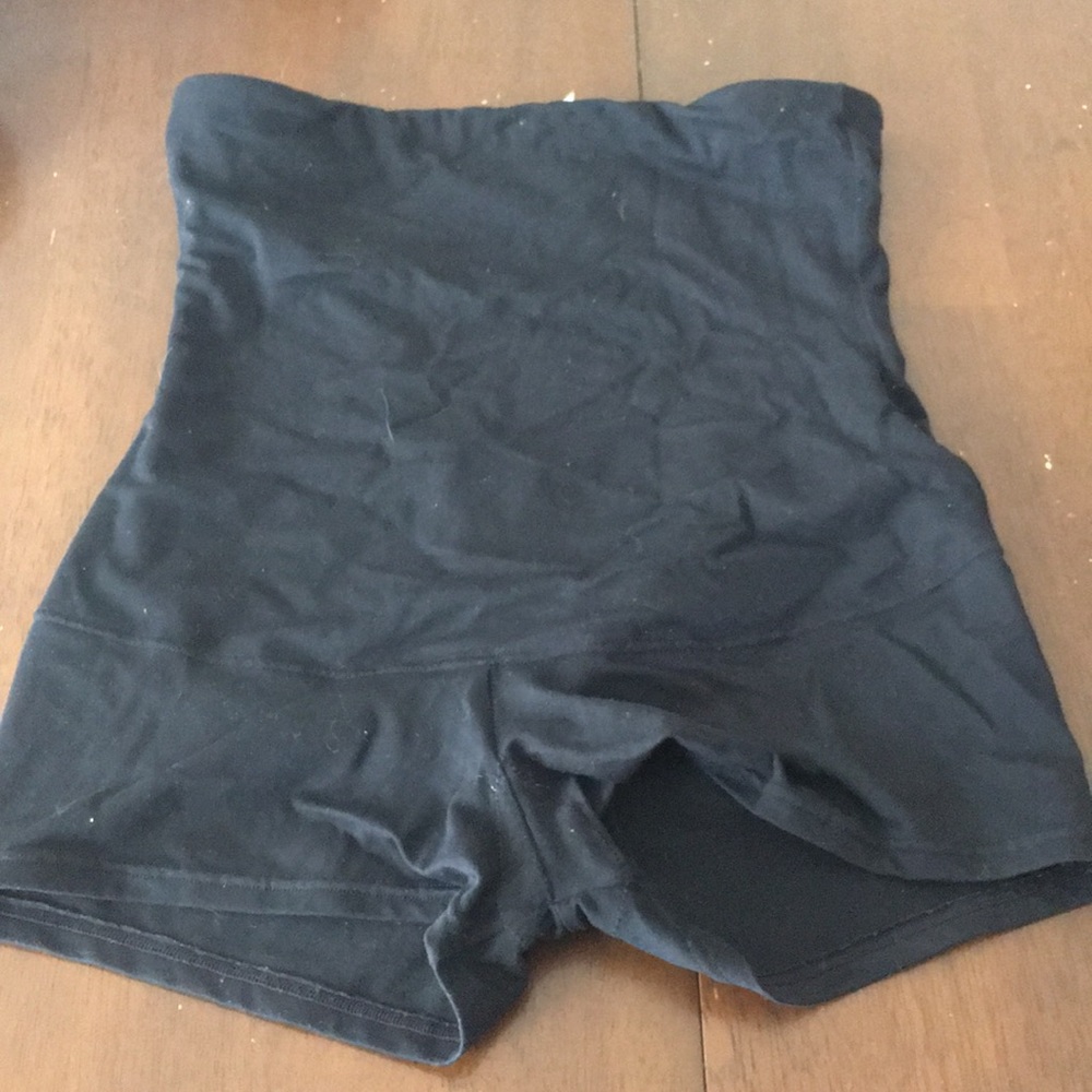 Maidenform (like Spanx!) Shapewear